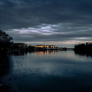 Meet your Posher, Vinh